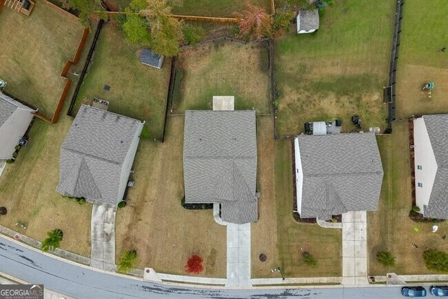 Building Photo - 145 Alexander Ln