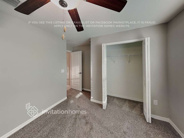 Building Photo - 1533 Blue Rose Dr