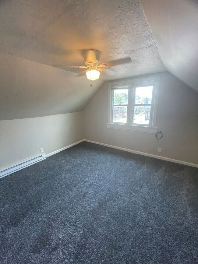 Building Photo - 12531 Forest Ave