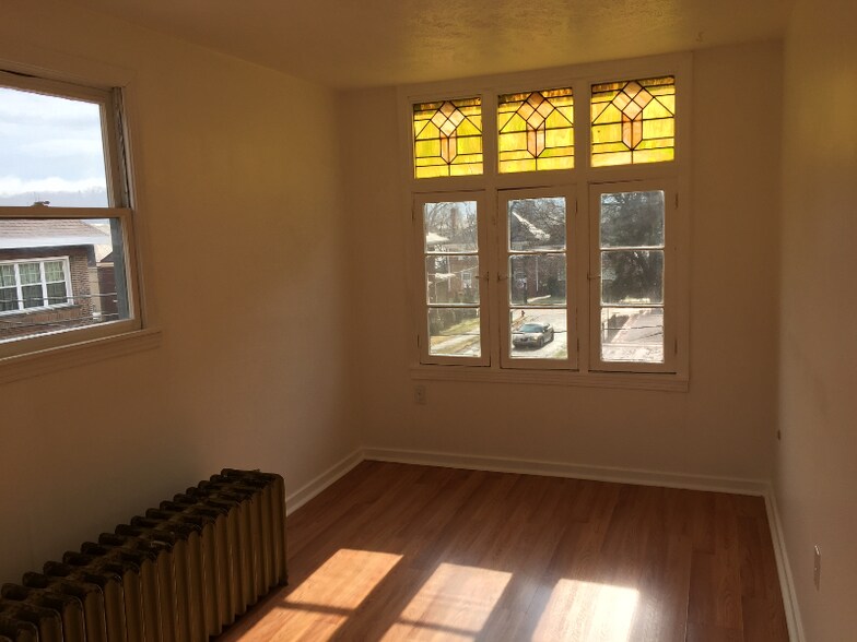 Building Photo - 1144 Wayne Ave