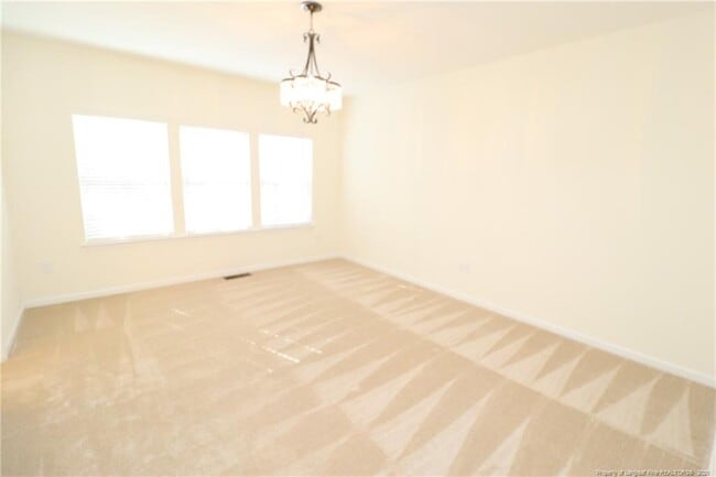 Building Photo - 208 Kylemore Cir