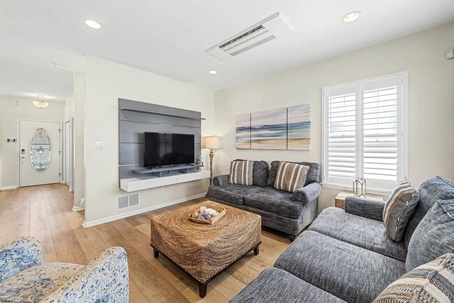 Building Photo - 2 S Coolidge Ave