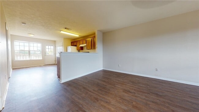 Building Photo - 1509 Hollow Hill Dr