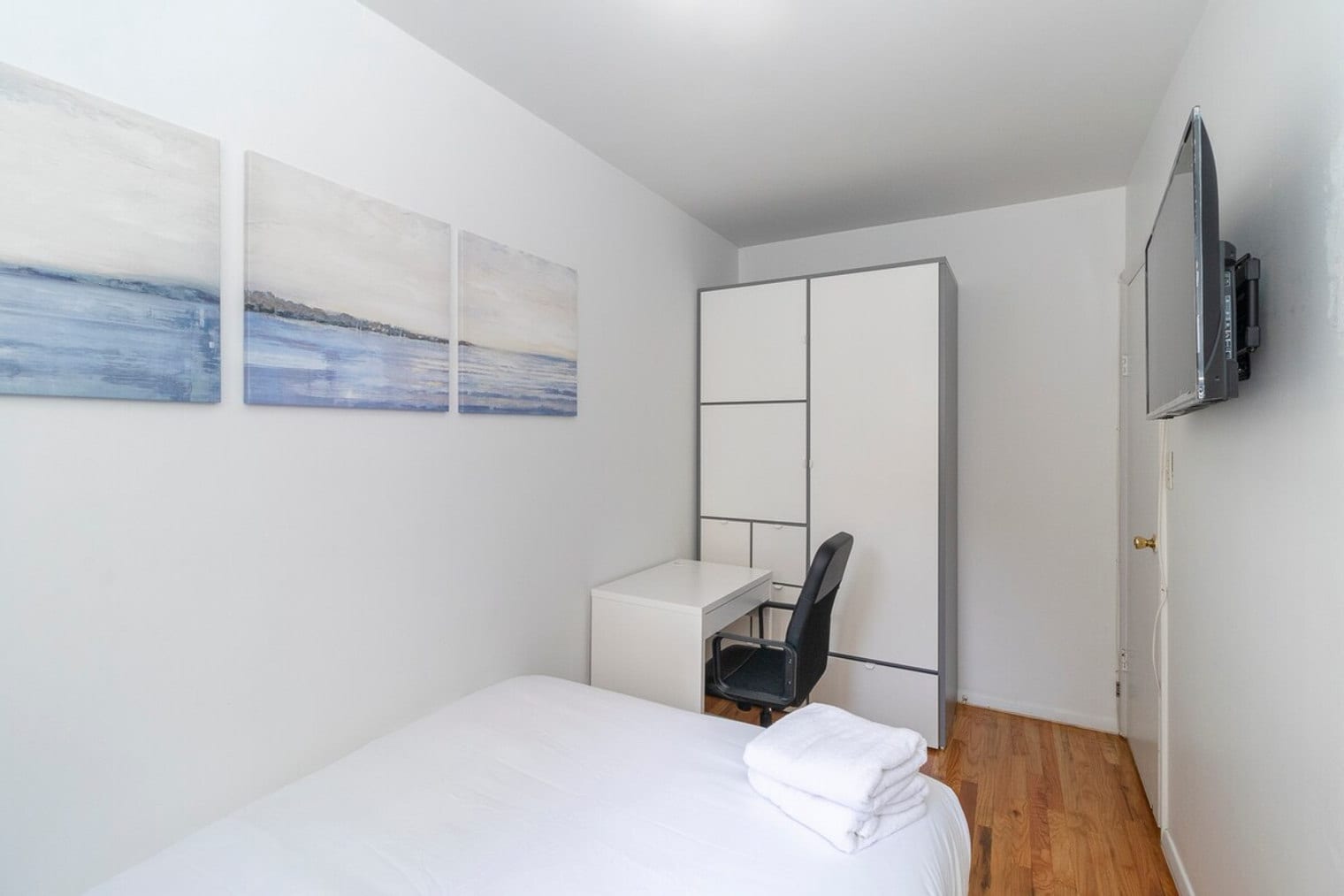 Building Photo - 1819d 2nd Ave