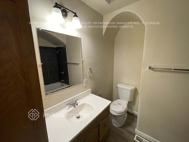 Building Photo - 8963 W Arbor Ave