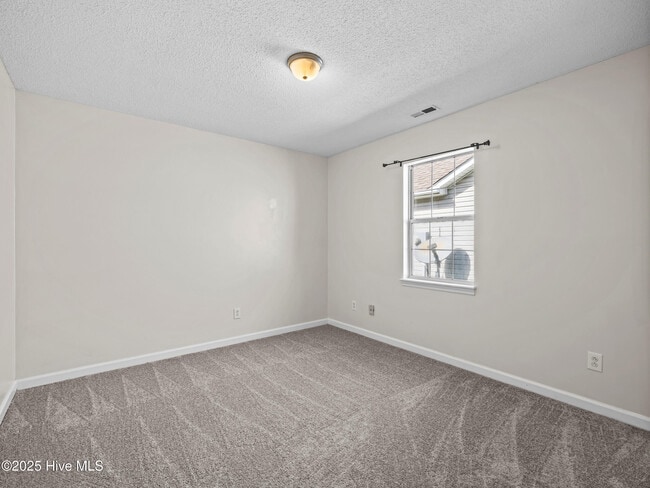 Building Photo - 3002 E Windgate Ct