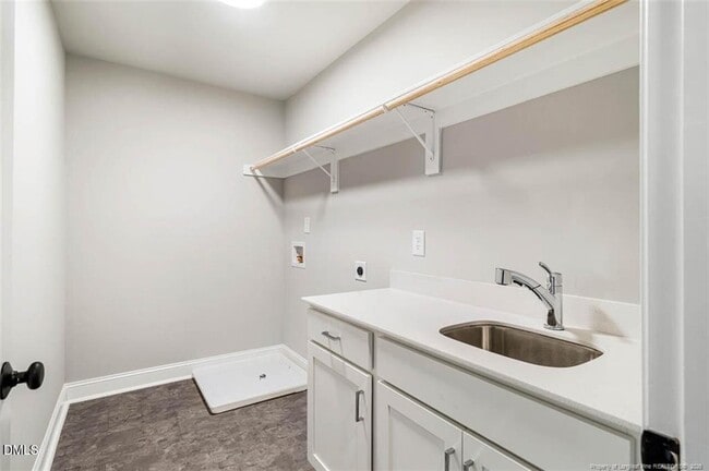 Building Photo - 5709 Parker Pnes Ct