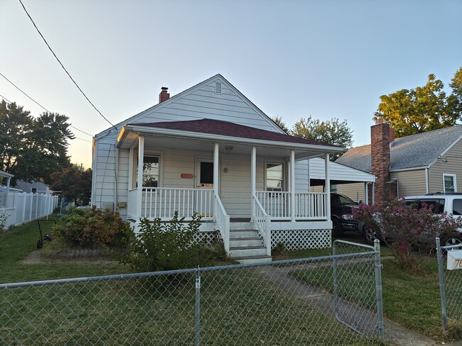 Building Photo - 7605 Poplar Rd