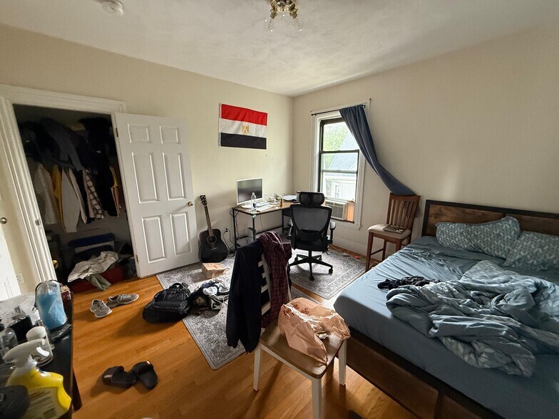 Building Photo - 48 Allston St