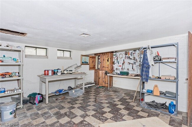 Building Photo - 12509 Britton Dr