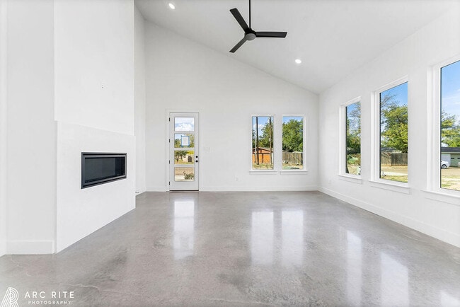 Building Photo - 4509 22nd Pl