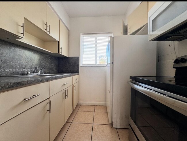 Building Photo - 2330 NW 11th St