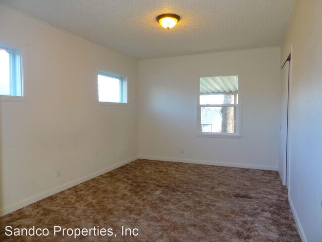 Building Photo - 4 br, 1 bath House - 3217 S Durango
