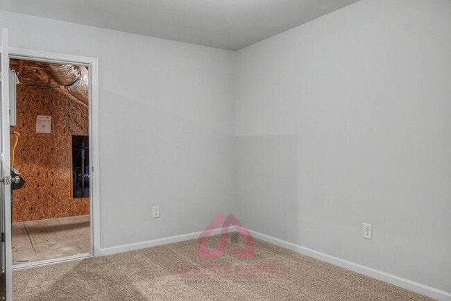 Building Photo - 378 Highline Trl