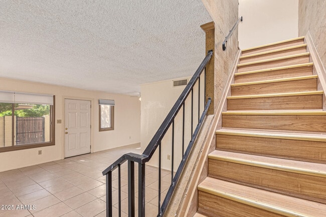 Building Photo - 6124 N 79th St