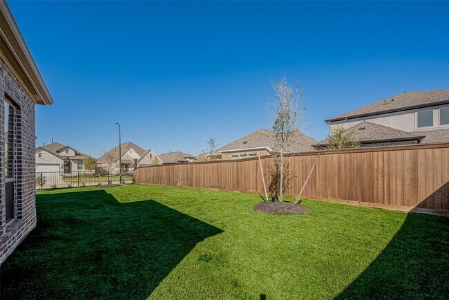 Building Photo - 11430 Bush Clover Dr