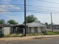 Building Photo - 2419 Sanchez St