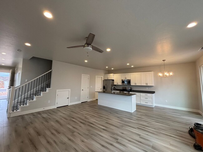 Building Photo - BRAND NEW 4 BEDROOM TOWNHOME!