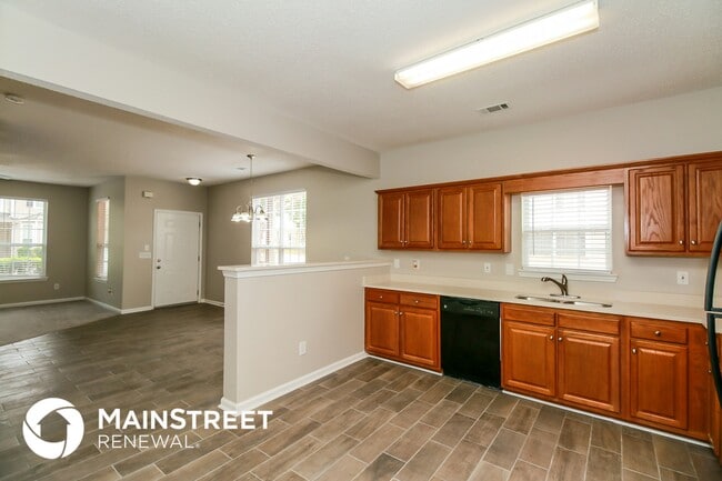 Building Photo - 2460 Brianna Dr