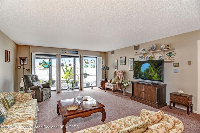 Building Photo - 77 E Water St