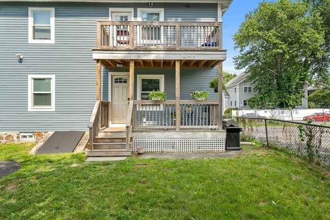 Building Photo - 19 Harrison St