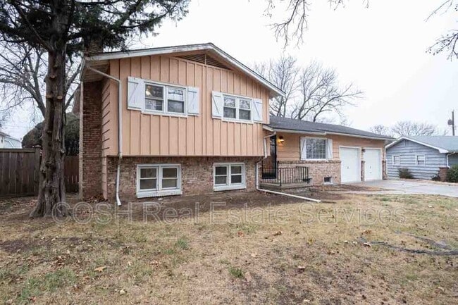 Building Photo - 2605 N Pershing St