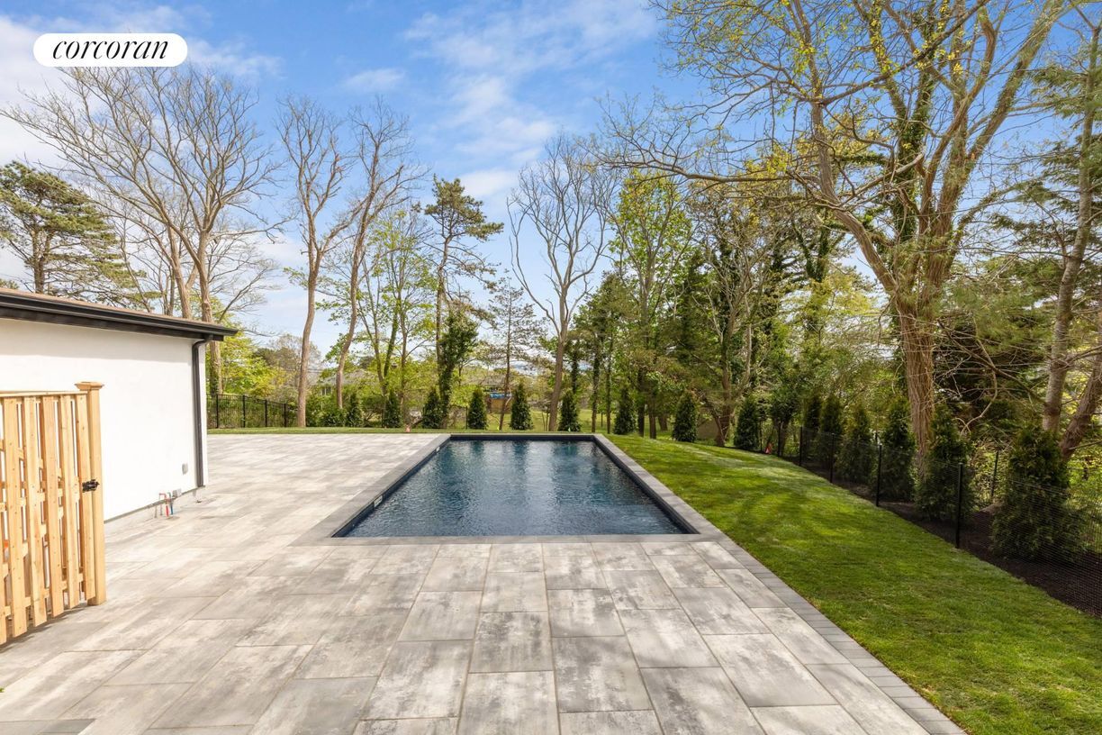 Building Photo - 17 Oceanview Rd