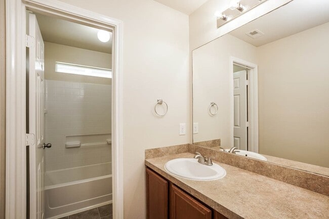 Building Photo - 16423 Noble Meadow Ln