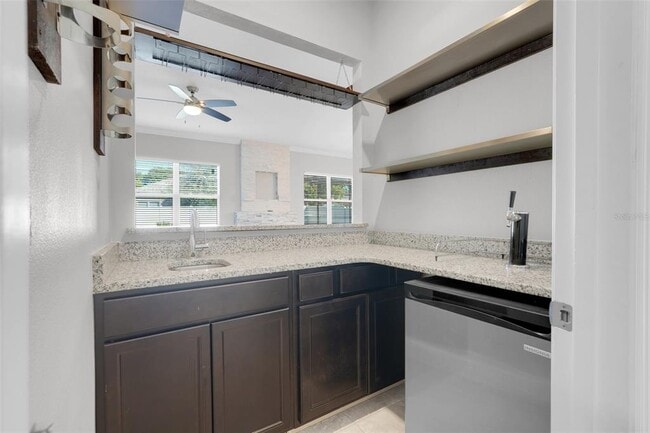 Building Photo - 959 Maypole Dr