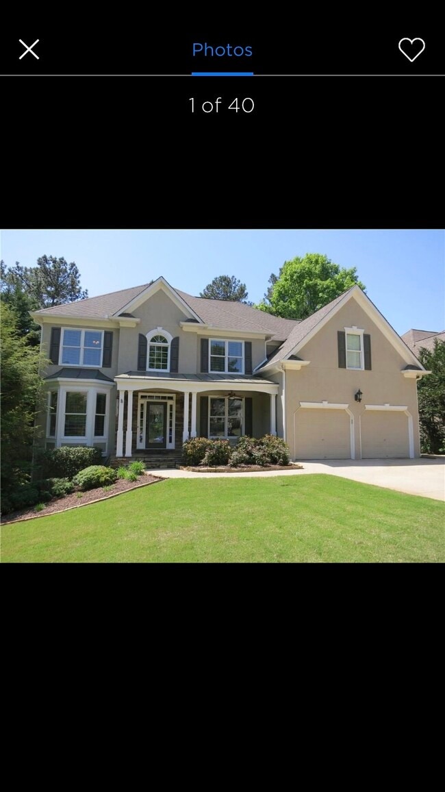 Building Photo - 407 Clubview Dr