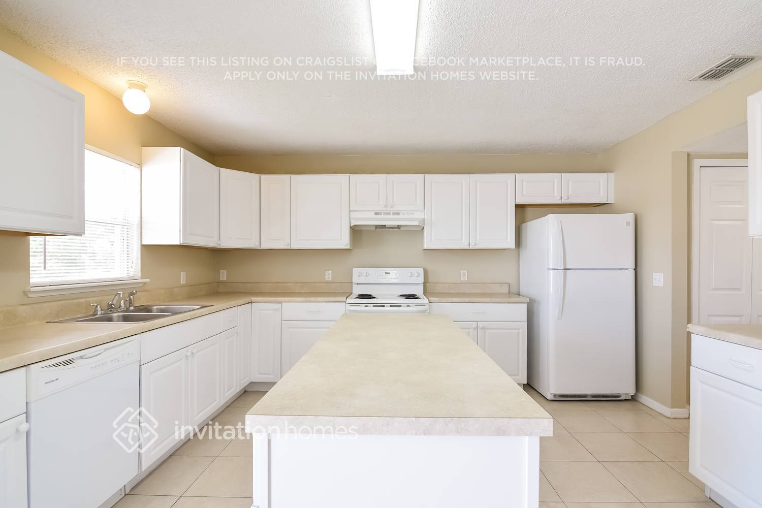 Building Photo - 30345 Rattana Ct