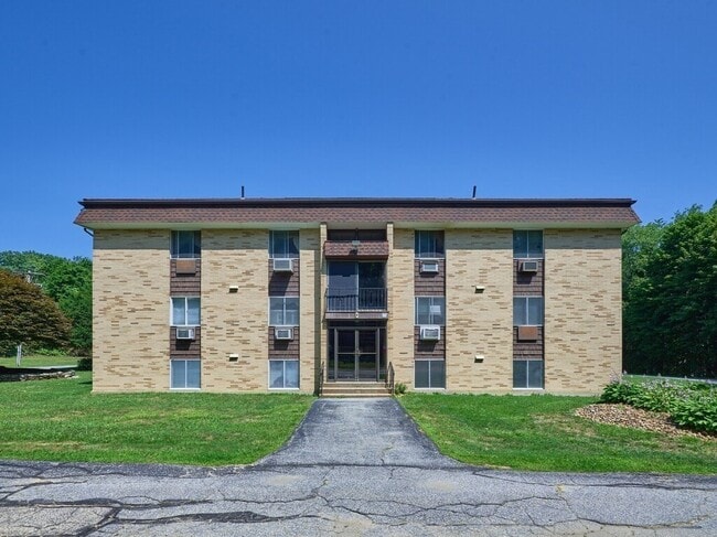 Building Photo - 121 Bailey St