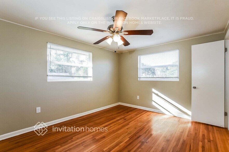 Building Photo - 130 Willow Ave