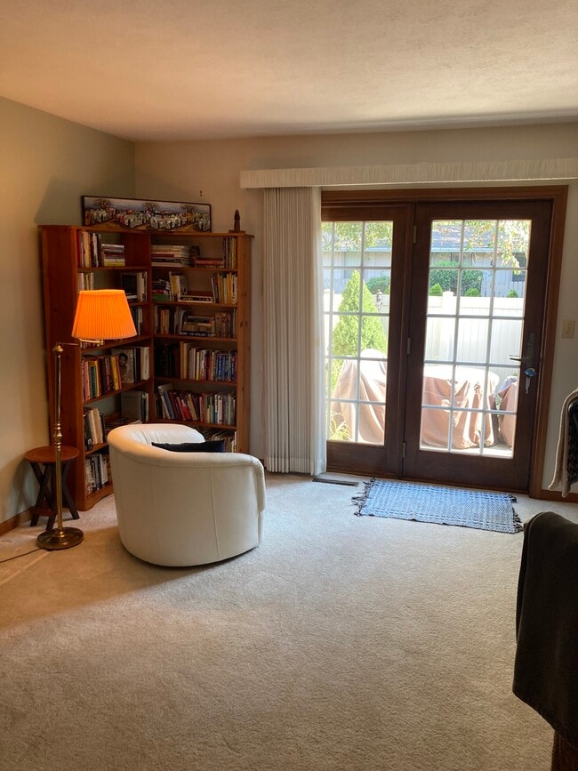 Living room - 1408 Kentfield Way