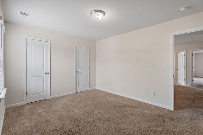 Building Photo - 317 Sportsman Dr