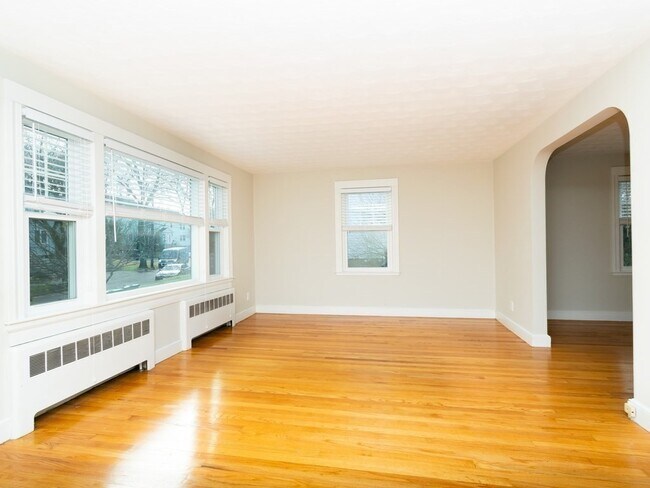 Building Photo - 5 Mangano Ct