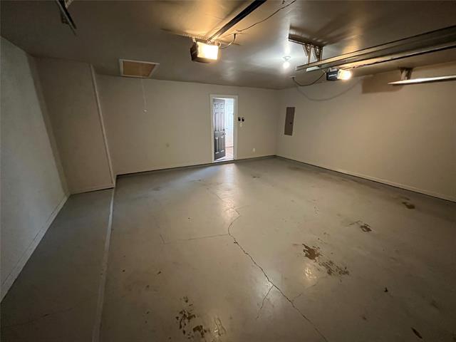 Building Photo - 2101 Plymouth Rock Dr