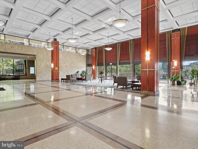 Building Photo - 5505 Seminary Rd