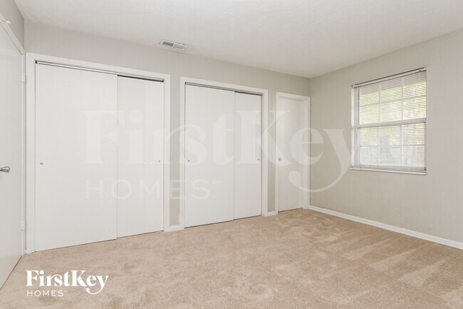 Building Photo - 3243 Eastbrooke Ct