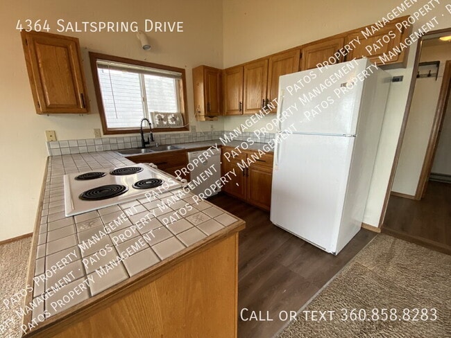 Building Photo - 4364 Saltspring Dr