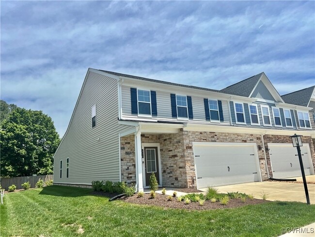 Building Photo - 631 Brookwood Glen Terrace