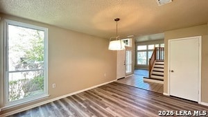 Building Photo - 2410 Gem Oak