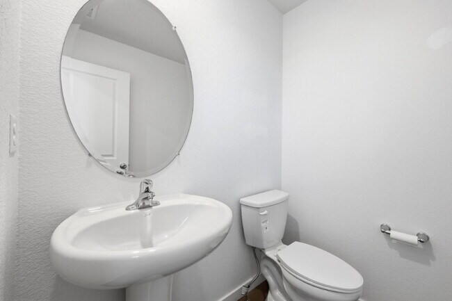 Building Photo - $2,395.95, 3 bed, 2.5 bath located in Colorado Springs with a washer and dryer.