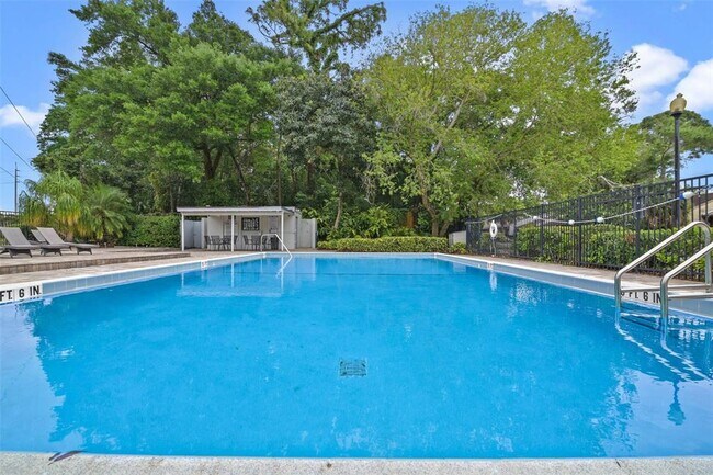 Building Photo - 512 Derby Dr