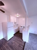 Building Photo - Alpine Apartments