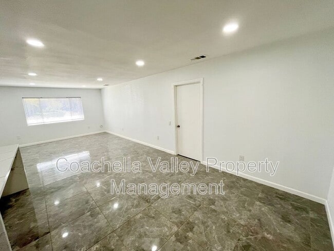 Building Photo - 77030 Florida Ave
