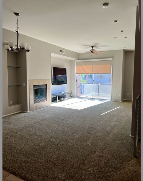 Building Photo - 6605 N 93rd Ave