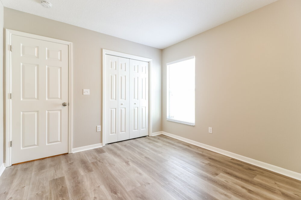 Building Photo - 3304 Pin Oak Ln