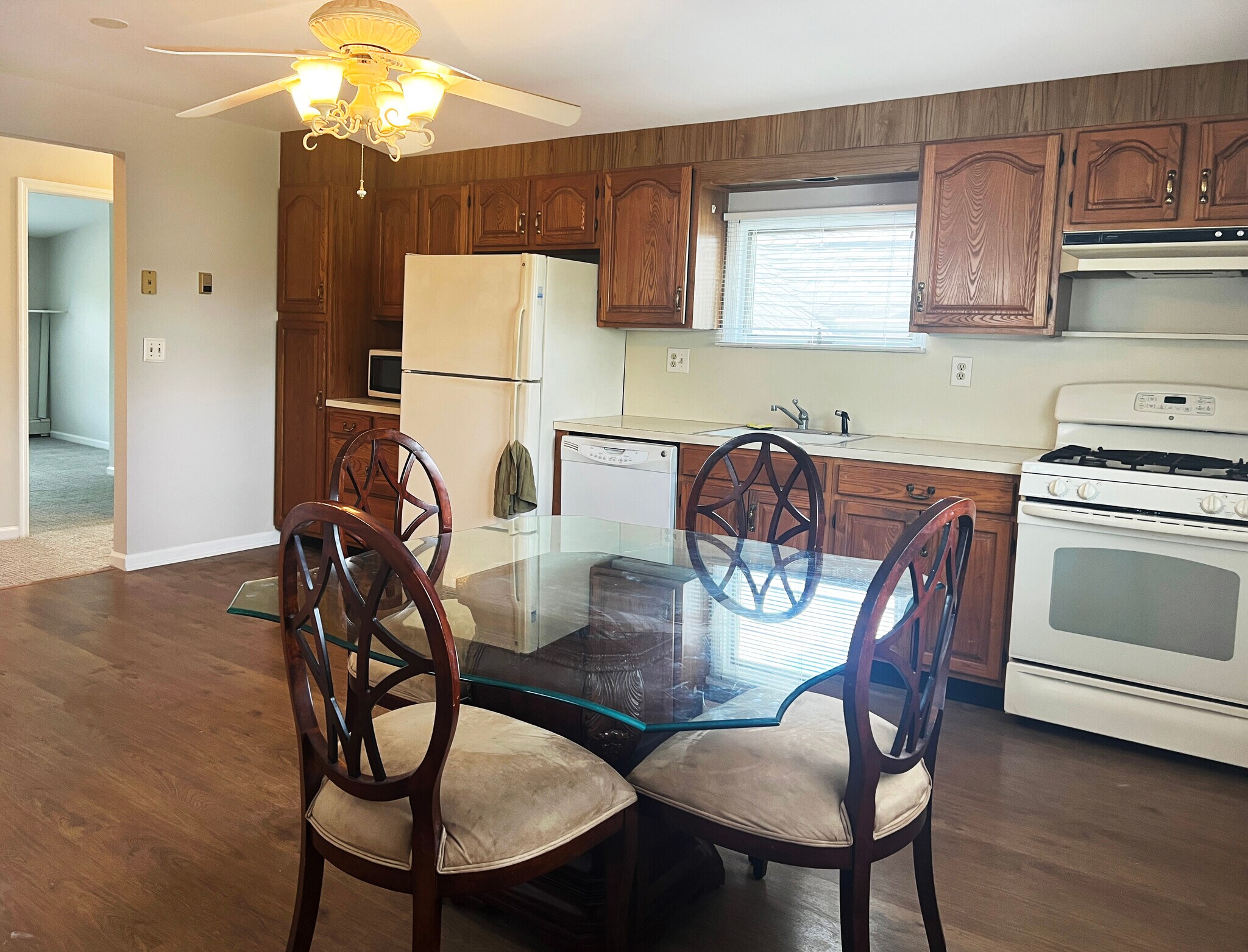 Kitchen - 605 Piermont Ave