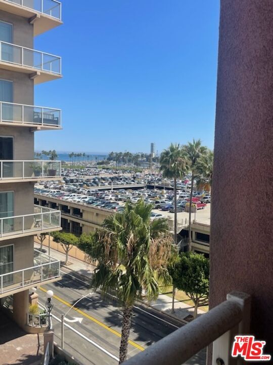 Building Photo - 388 E Ocean Blvd